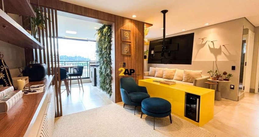 Imperdível oportunidade de adquirir apartamento de 2 quartos e 1 suíte em Santo Amaro, São Paulo-SP, com 3 salas, 2 banheiros, 2 vagas de garagem e 84,00 m² de área.