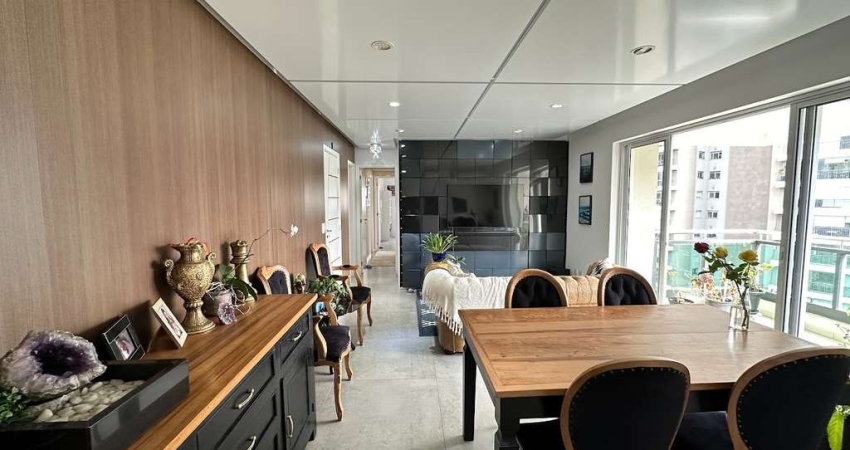 Apartamento de luxo na Vila Andrade, São Paulo-SP: 4 quartos, 1 suíte, 4 banheiros, 2 vagas de garagem, 131m². Venda ou Locação!