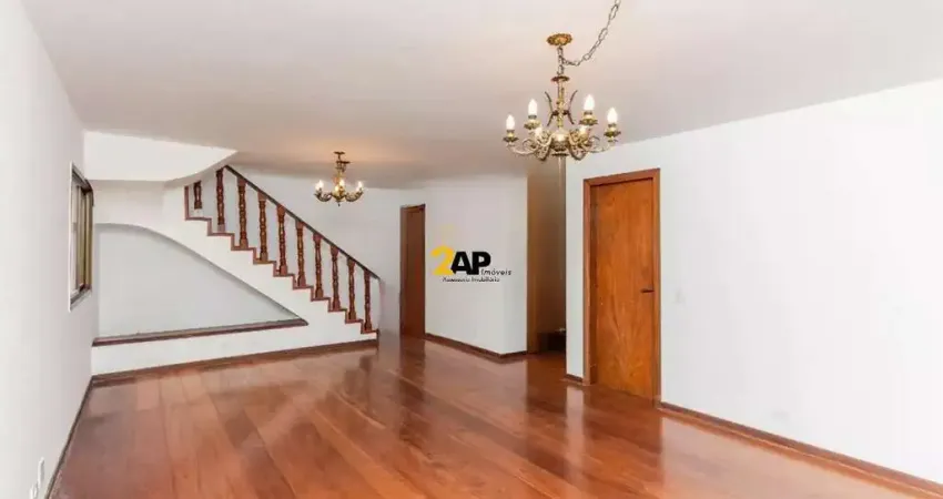 Cobertura à venda em Indianópolis, São Paulo-SP: 4 quartos, 2 suítes, 3 salas, 6 banheiros, 4 vagas, 300m². Venha conferir!