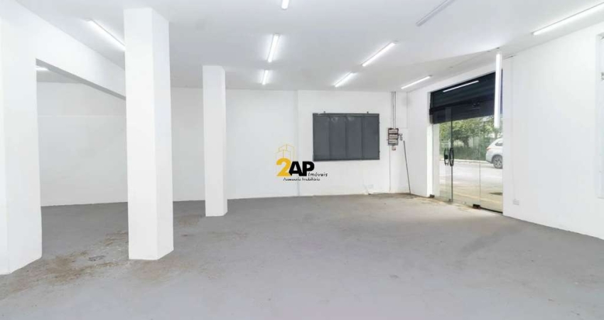 Ponto Comercial para Locação em Pinheiros, São Paulo-SP: 4 Salas, 2 Banheiros, 2 Vagas de Garagem, 240m².