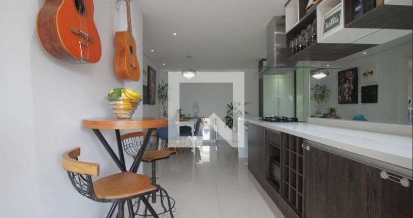 Apartamento à Venda - Vila Andrade, 2 Quartos,  75 m2