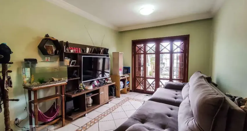 Casa com 3 quartos à venda na Rua Antônio Salema, 208, Vila Sônia, São Paulo