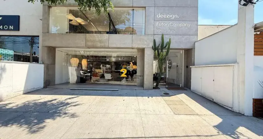 Loja comercial para locação em moema com 3 banheiros, 4 vagas de garagem e 500m² de área em são paulo-sp.