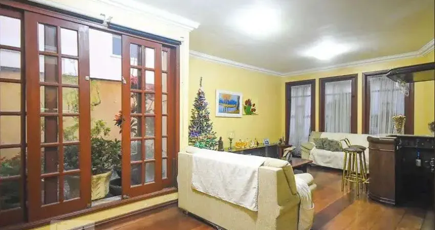 Casa com 3 quartos à venda na Rua Ângelo Vieira de Brito, 188, Jardim Londrina, São Paulo