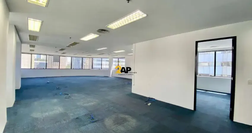 Locação de sala comercial de alto padrão na cidade monções, são paulo-sp: 5 salas, 4 banheiros, 5 vagas de garagem.