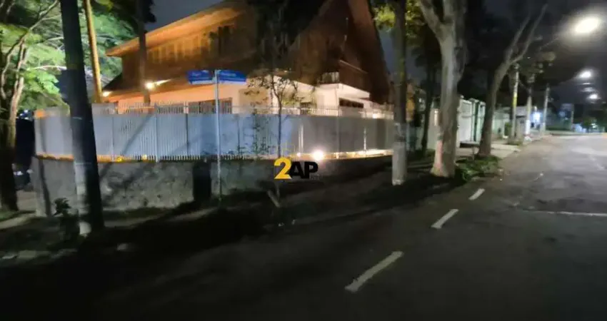 Casa exclusiva à venda em são paulo-sp: casa com 5 quartos, 1 suíte e 3 salas no morumbi, 350m², 3 vagas.