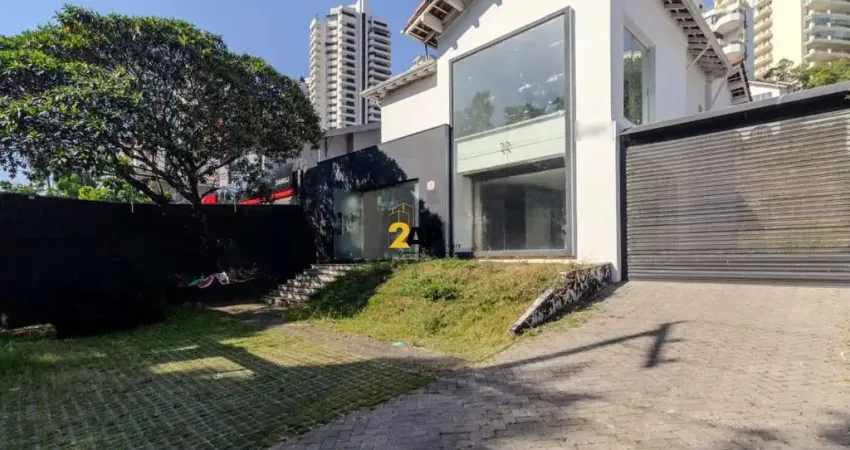 Casa comercial para locação no pacaembu, são paulo-sp: 4 salas, 4 banheiros, 21 vagas, 336m² de área.