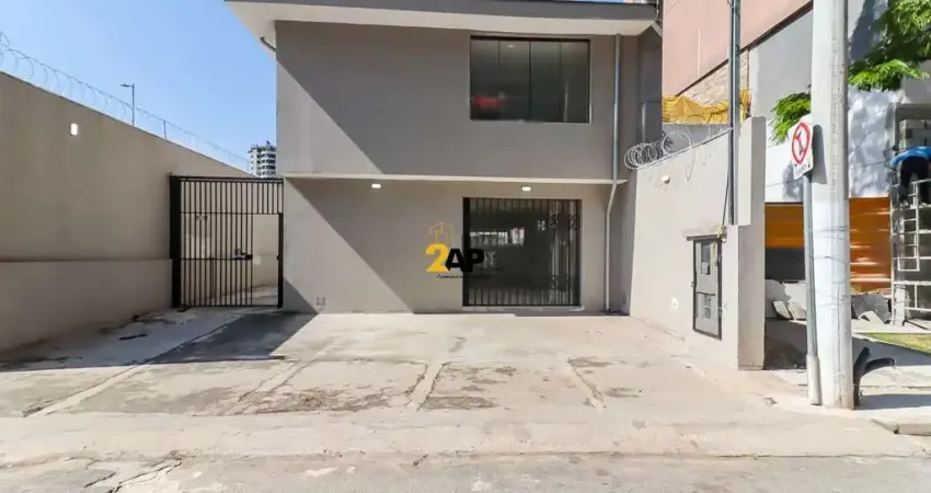 Casa comercial para locação no brooklin: 2 salas, 3 banheiros, 4 vagas de garagem, 172m².