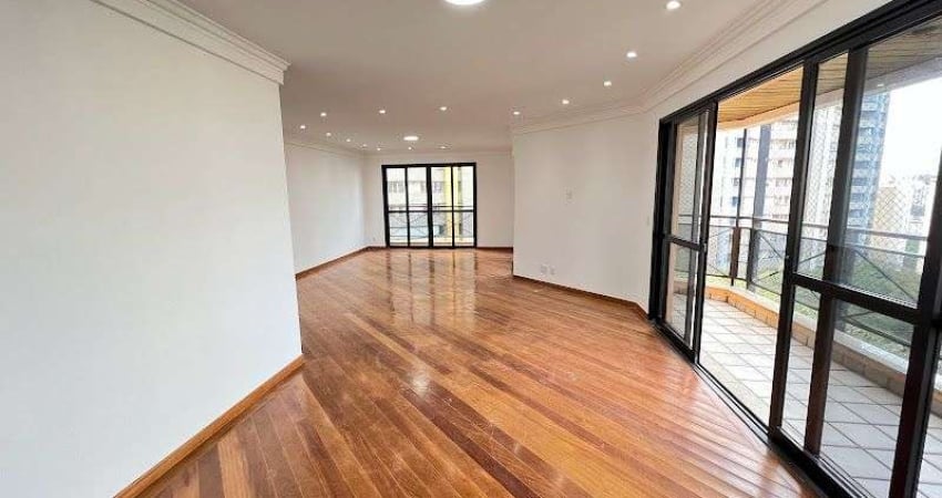 Cobertura de luxo no Morumbi Jardim Ampliação: 3 quartos, 3 suítes, 5 banheiros, 4 vagas - São Paulo-SP - 370m².