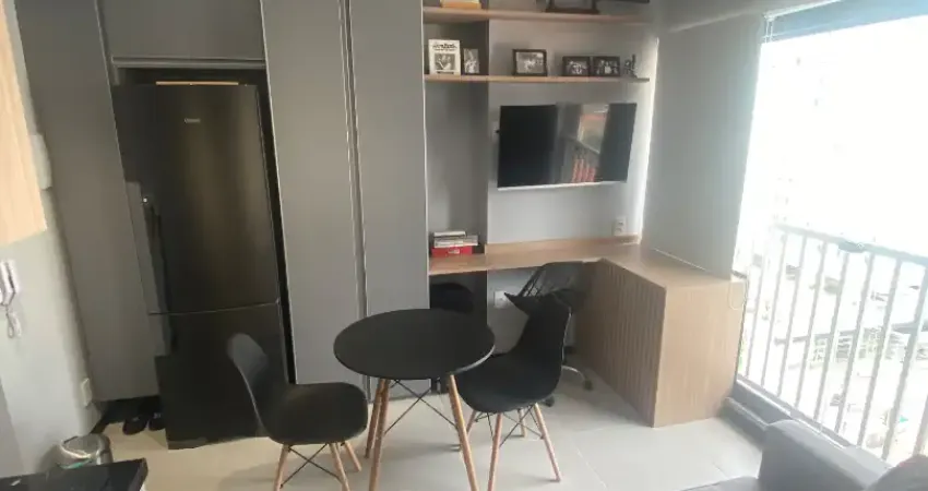 Studio novíssimo, todo mobiliado e com eletrodomésticos, colchão simons,