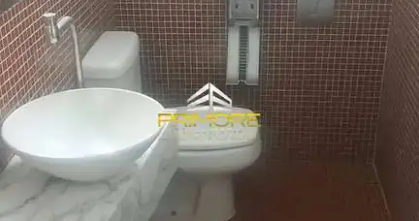 Sala comercial com 4 salas para alugar na Rua Lavras, Savassi, Belo Horizonte