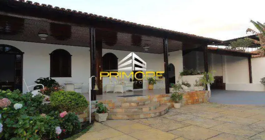 Excelente casa colonial em condominio na região de nova lima