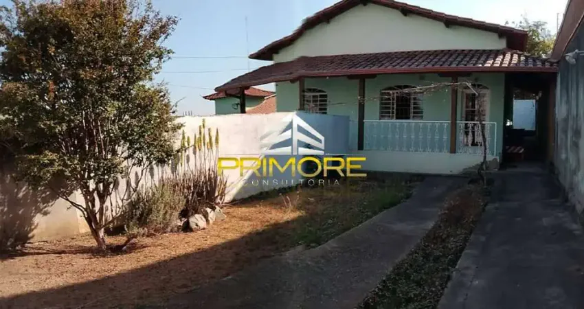 Casa com 3 quartos à venda na Rua Zircônio, Camargos, Belo Horizonte