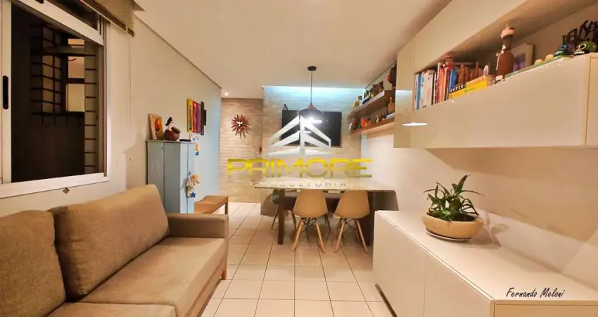 Vendo apartamento 3 quartos, pisos da sala e dos quartos em porcelanato.