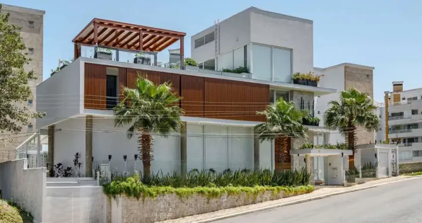 Casa em condomínio fechado com 4 quartos à venda na Rua José Nazareno Coelho, João Paulo, Florianópolis