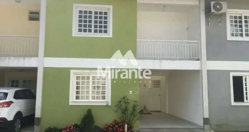 Casa de condomínio para vender com 3 quartos sendo 1 suítes no bairro santa mônica em feira de santana