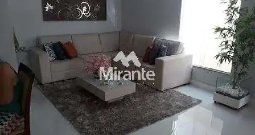 Casa para vender com 4 quartos sendo 4 suítes no bairro cidade nova em feira de santana