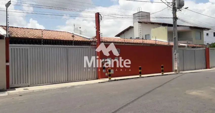 Casa para vender com 6 quartos sendo 4 suítes no bairro brasília em feira de santana
