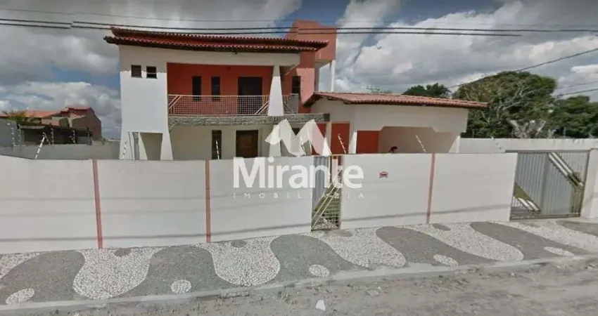 Casa para vender com 2 quartos sendo 2 suítes no bairro baraúna em feira de santana