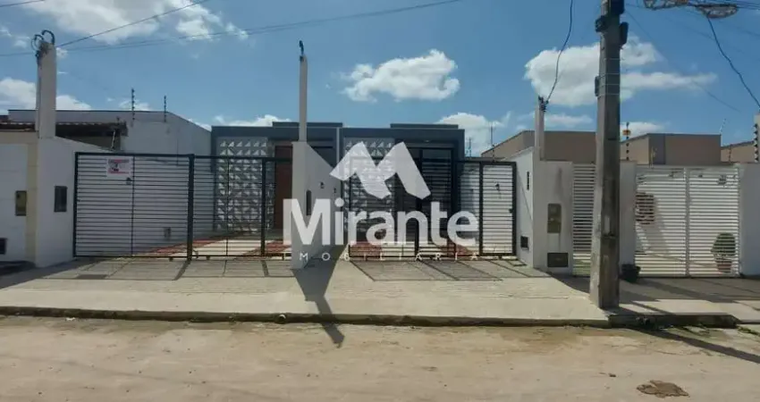 Casa para vender com 3 quartos sendo 1 suíte no bairro mangabeira em feira de santana