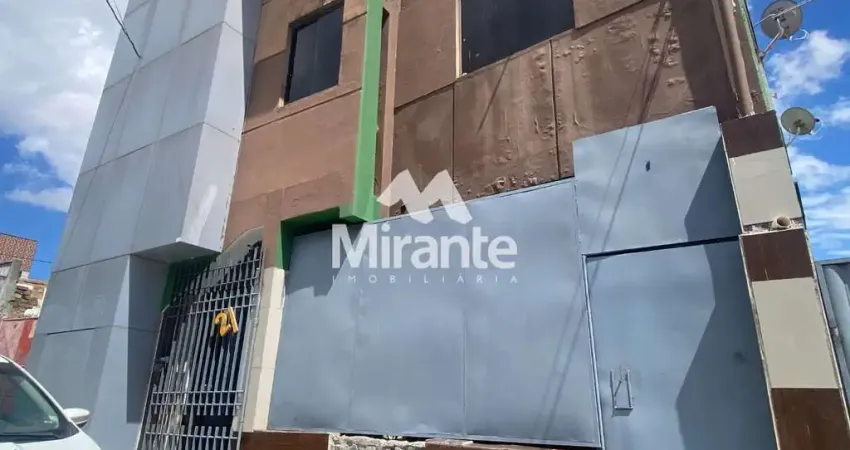 Prédio / edifício inteiro comercial para vender no bairro queimadinha em feira de santana