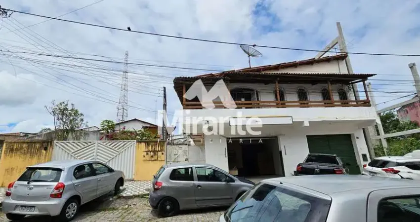 Casa à venda no Centro, Feira de Santana 