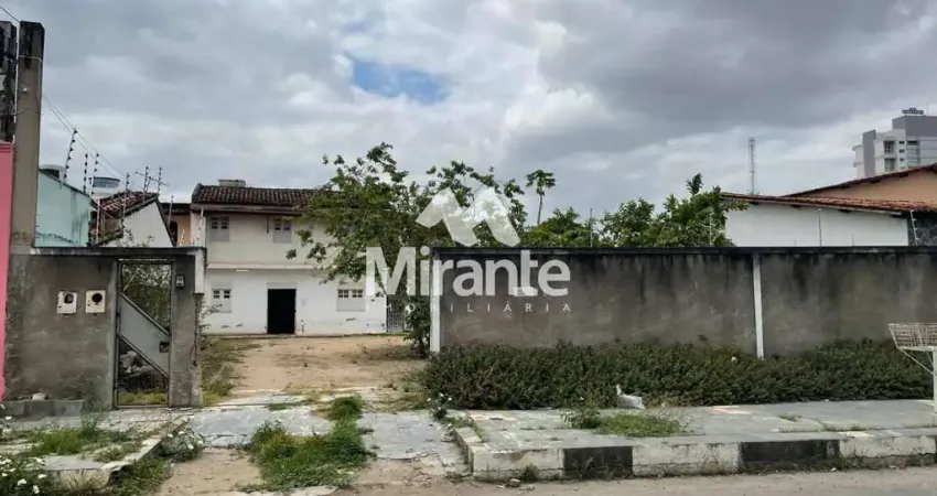 Casa para vender com 3 quartos no bairro santa mônica em feira de santana