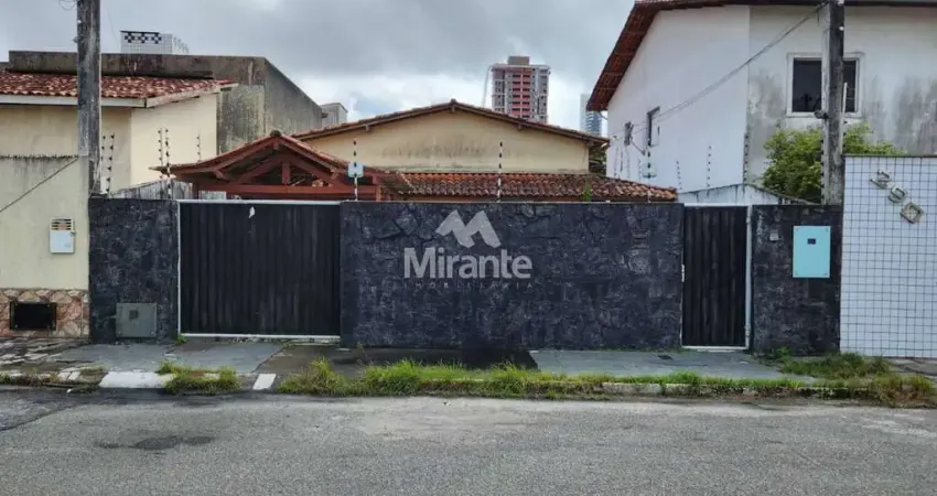 Casa para vender com 3 quartos sendo 1 suítes no bairro santa mônica em feira de santana