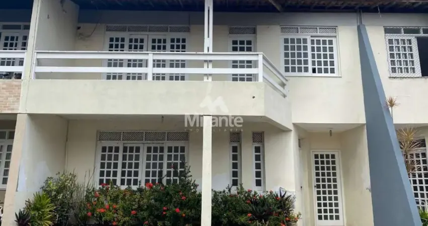 Casa de condomínio para vender com 3 quartos sendo 1 suítes no bairro santa mônica em feira de santana