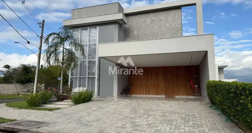 Casa de condomínio, mobiliada, para vender com 4 quartos sendo 4 suítes no bairro registro em feira de santana