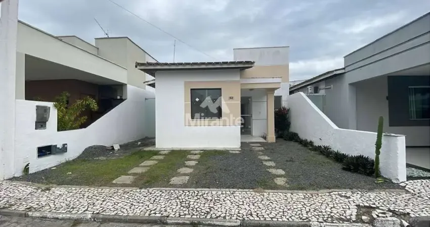 Casa de condomínio para vender com 3 quartos sendo 1 suíte no bairro sim em feira de santana