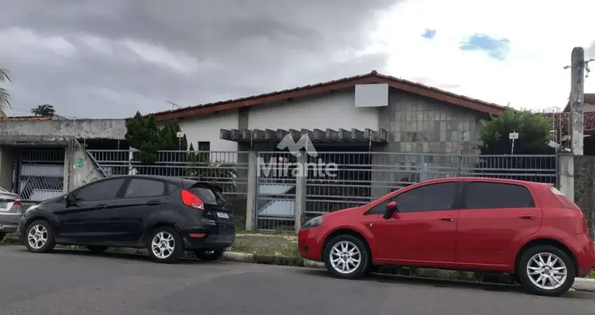 Casa para alugar com 3 quartos 1 suíte no bairro capuchinhos em feira de santana