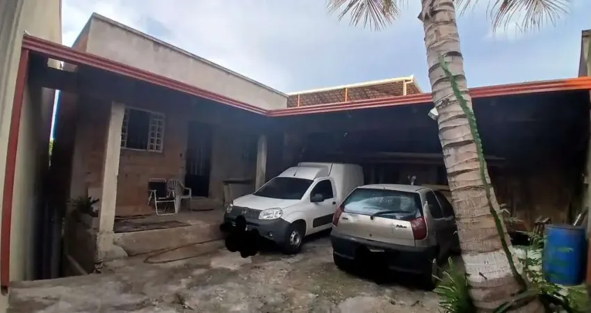 Casa à venda no Tropical, Contagem
