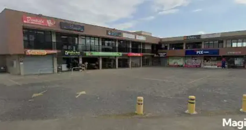 Sala comercial para alugar na Rua Cascavel, 2218, Guaraituba, Colombo