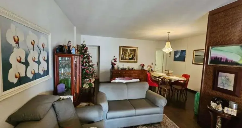 Apartamento à venda no setor oeste com três quartos sendo uma suíte