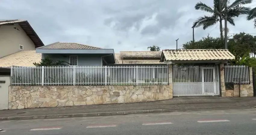 Casa com 3 quartos à venda na Rua Minas Gerais, 2455, Tapajós, Indaial