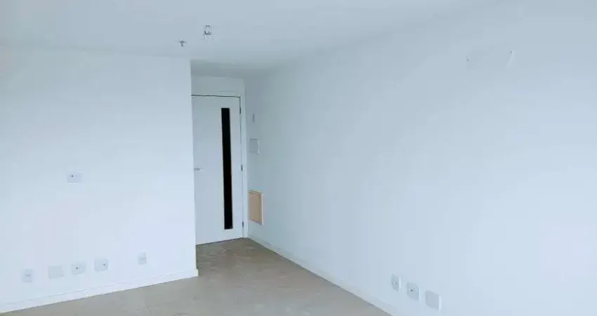 Vendo ótima sala comercial, com vaga de garagem em jardim imperial - itaboraí - rj