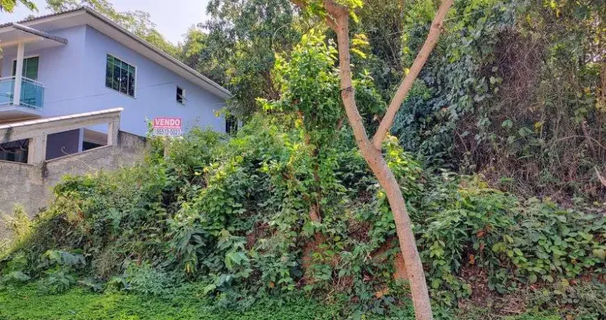 Vendo excelente terreno com 180 metros quadrados em venda das pedras - itaboraí - rj
