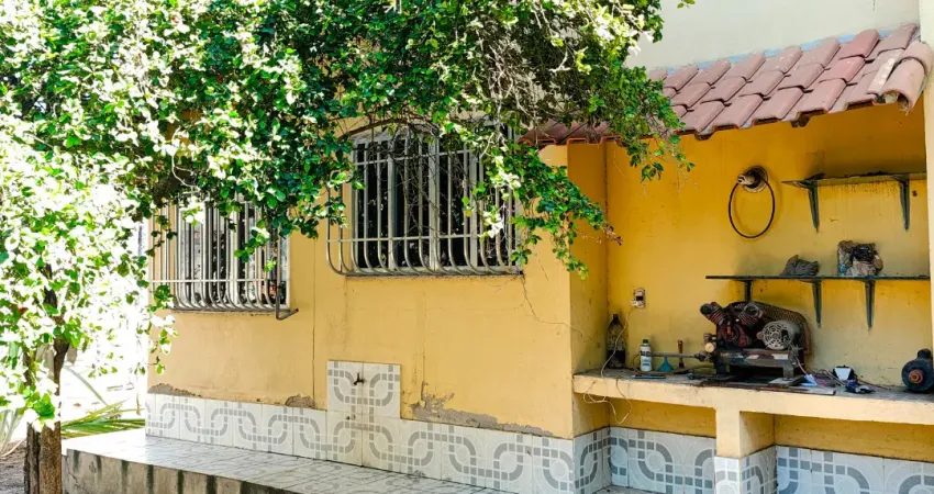 Vendo excelente casa duplex, aconchegante em manilha/itaboraí/rj.