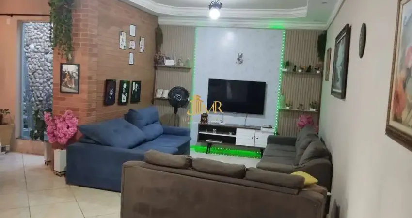 Casa com 3 quartos à venda na Rua Antônio Rufino de Amorim, 194, Parque Mondesir, Lorena