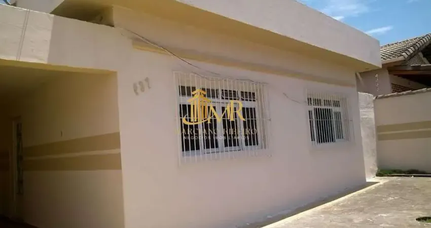 Casa com 3 quartos à venda na Rua Paraná, 437, Cidade Industrial, Lorena