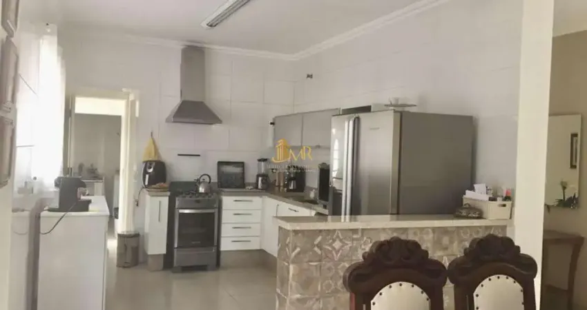 Casa com 4 quartos à venda na Presidente Vargas, 100, Nova Guará, Guaratinguetá