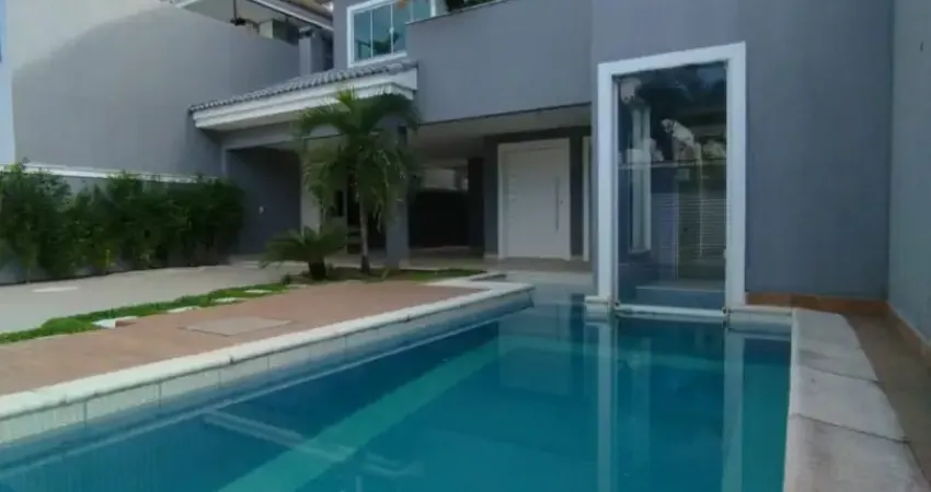 Casa triplex 5 suítes com piscina e sauna à venda no recreio 360m²