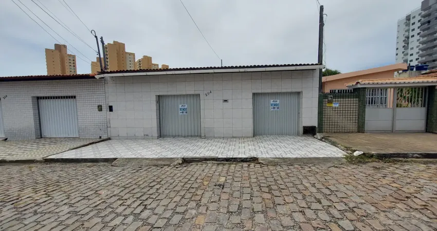 Casa com 3 quartos à venda na Rua Santo Apolo, 204, Dix-Sept Rosado, Natal