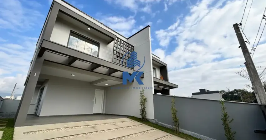 Lindo sobrado com acabamento de alto padrão no bairro benedito