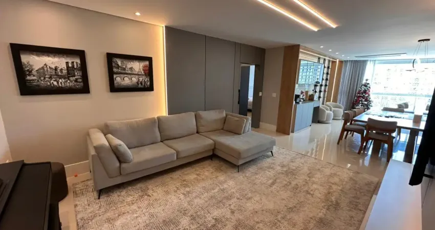 Apartamento todo mobiliado e decorado, com área de lazer completa!