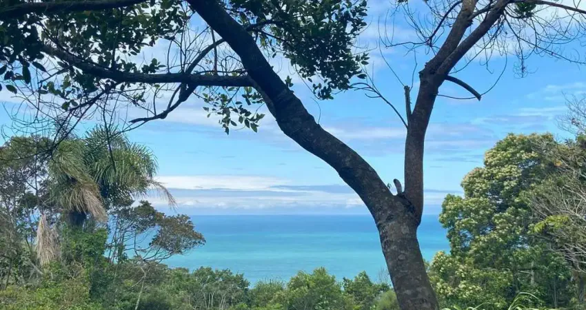 Terreno à venda na Praia da Ferrugem, Garopaba 