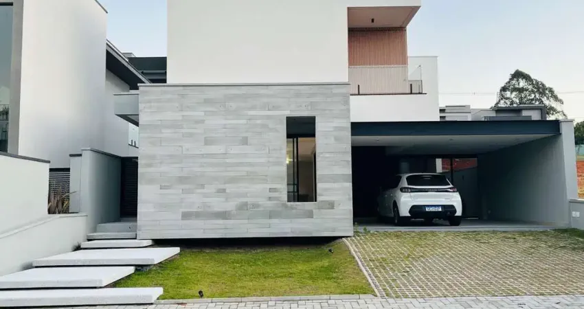 Casa à venda na Avenida Presidente Castelo Branco, 3013, Cézar de Souza, Mogi das Cruzes