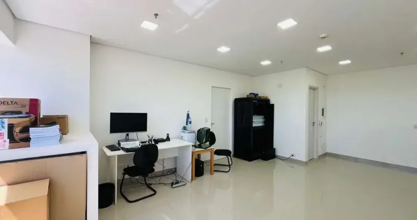 Sala comercial para alugar na Avenida Prefeito Carlos Ferreira Lopes, 703, Vila Mogilar, Mogi das Cruzes