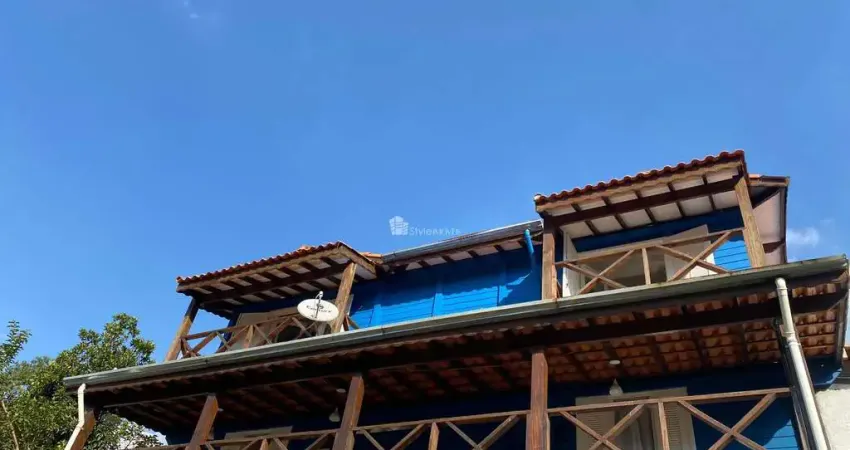 Chácara / sítio com 3 quartos à venda na Rua Bernardino Rodrigues Mathias, 1, Sabaúna, Mogi das Cruzes